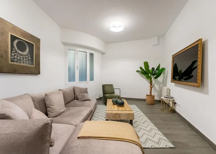 Luxe Apartment in Plaza de España
